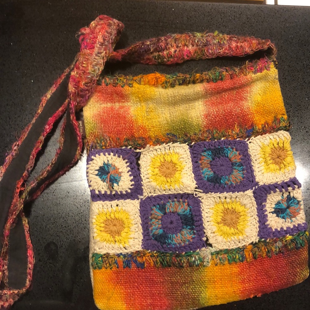 Prana 100% hemp woven purse made in Nepal